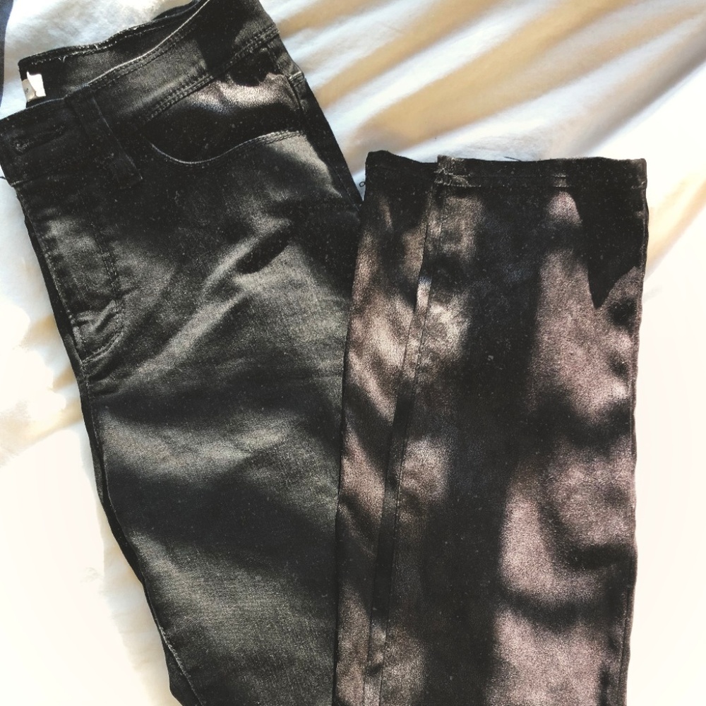 Double Black LIMITED EDITION Silence + Noise jeans